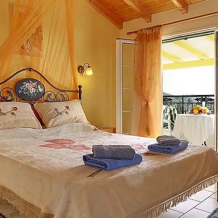 Captain Spiros Pensiune Paleokastritsa